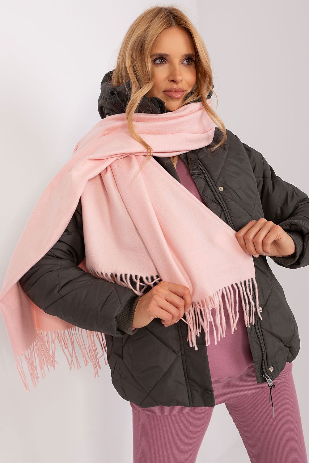  Schal model 187602 Wool Fashion Italia 
