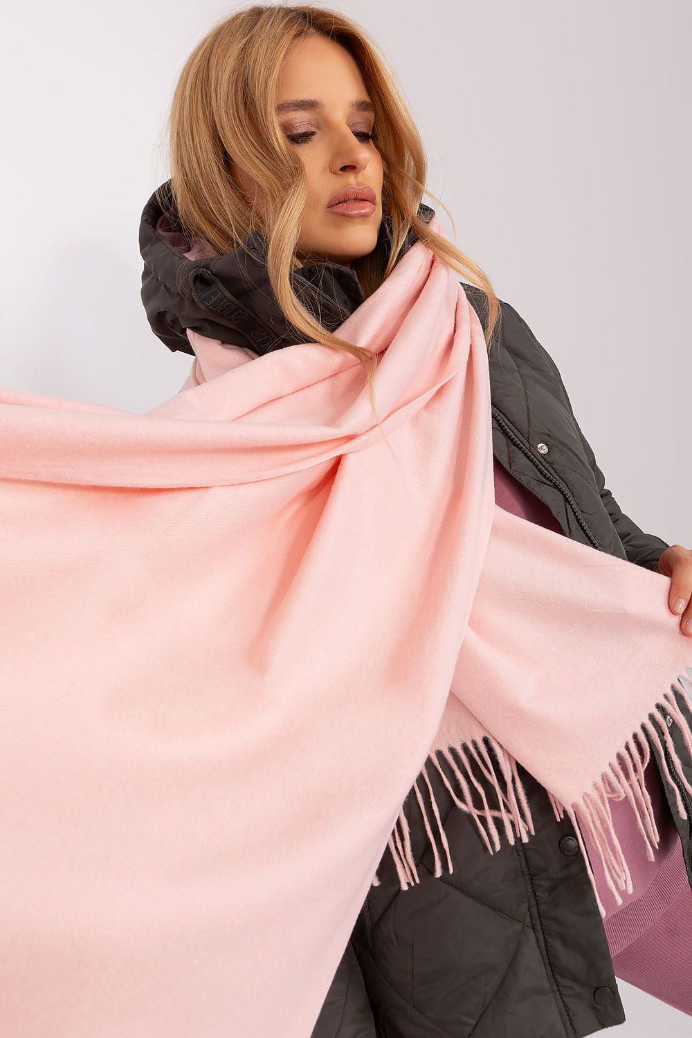  Schal model 187602 Wool Fashion Italia 