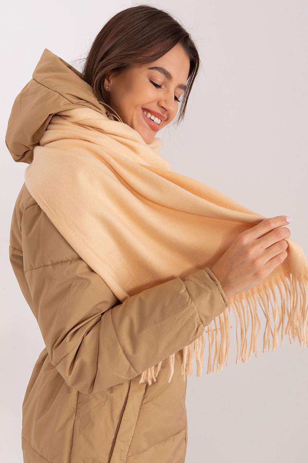  Schal model 187607 Wool Fashion Italia 