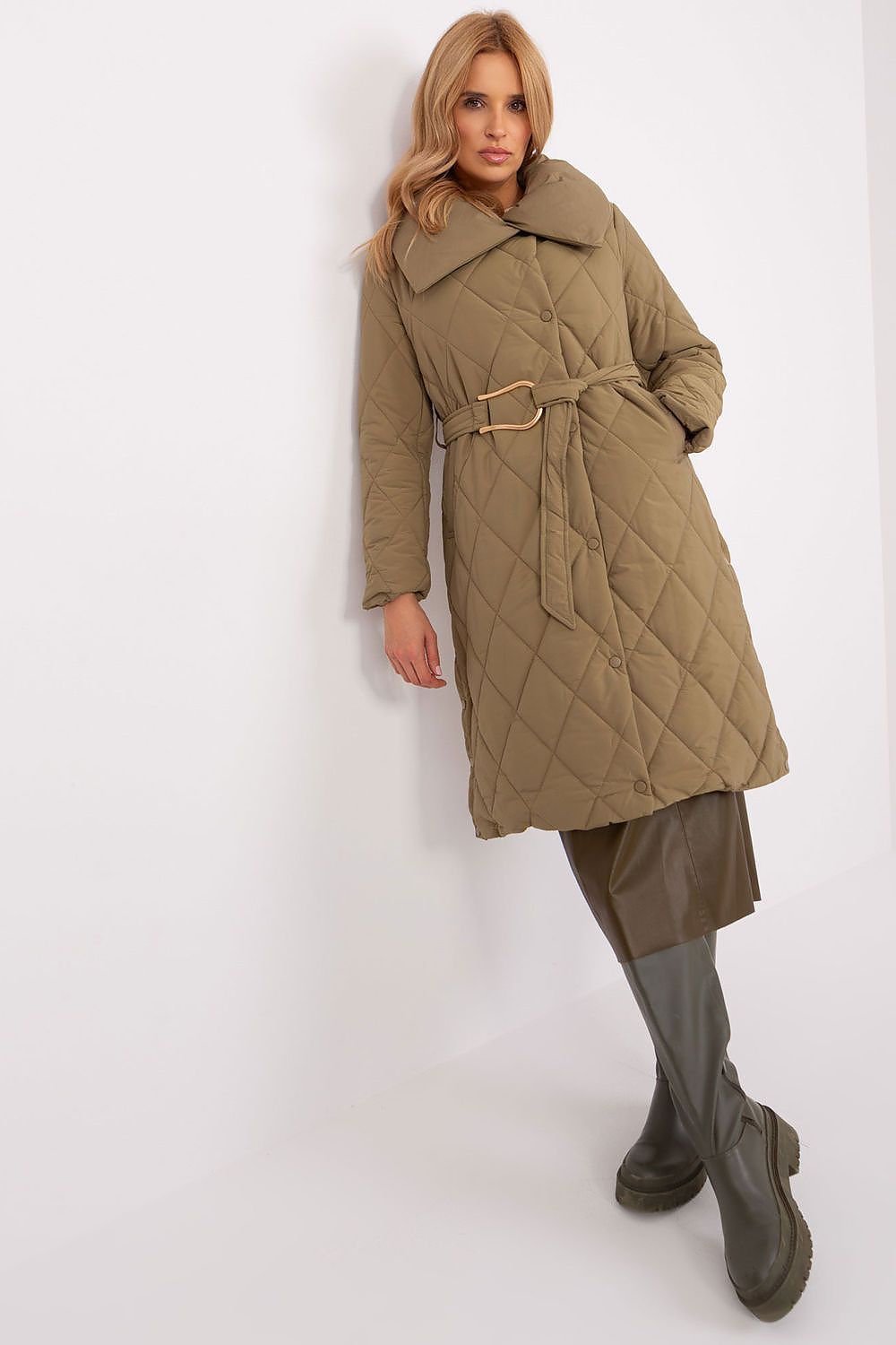  Jacke model 190255 Trendy. ING 