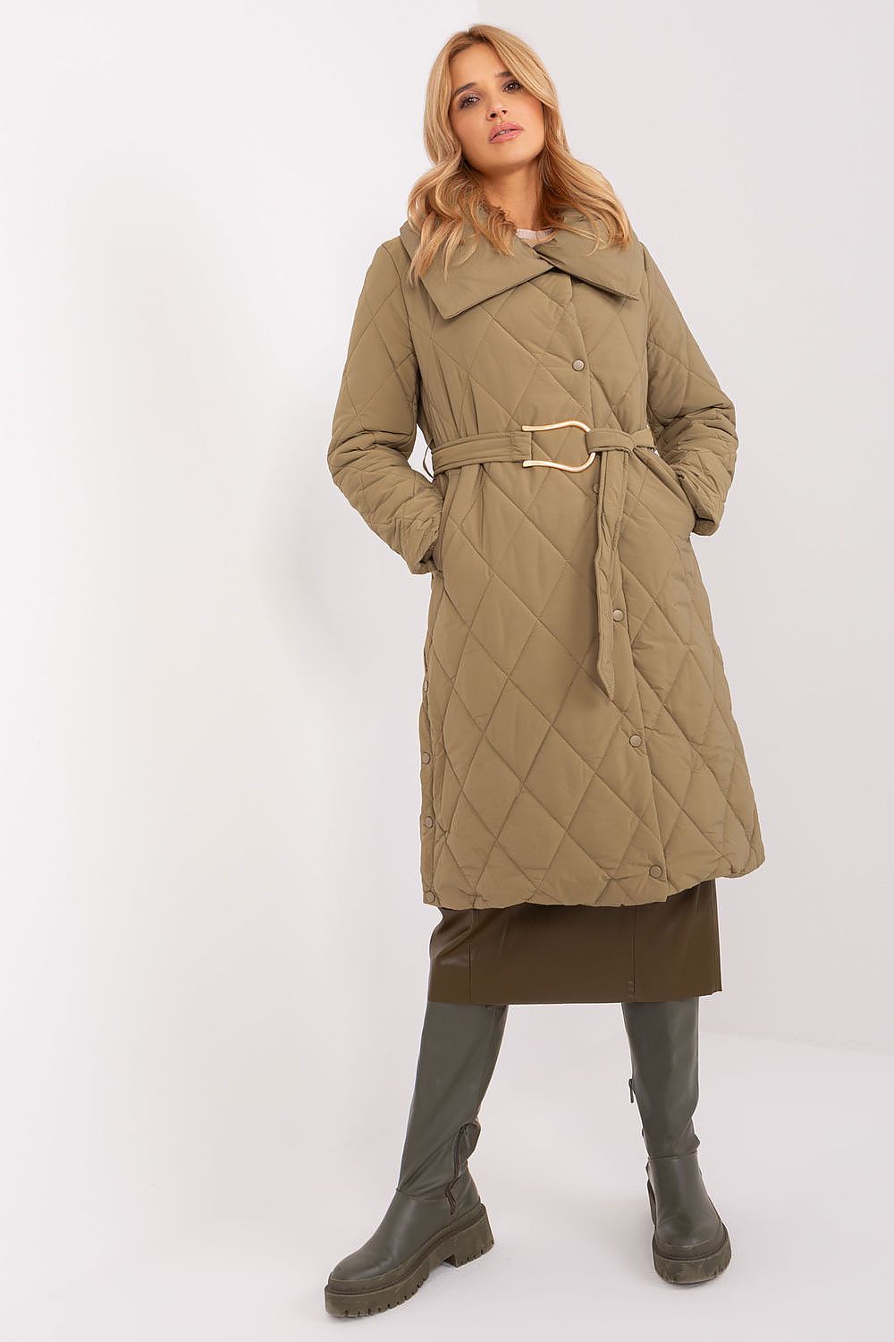  Jacke model 190255 Trendy. ING 