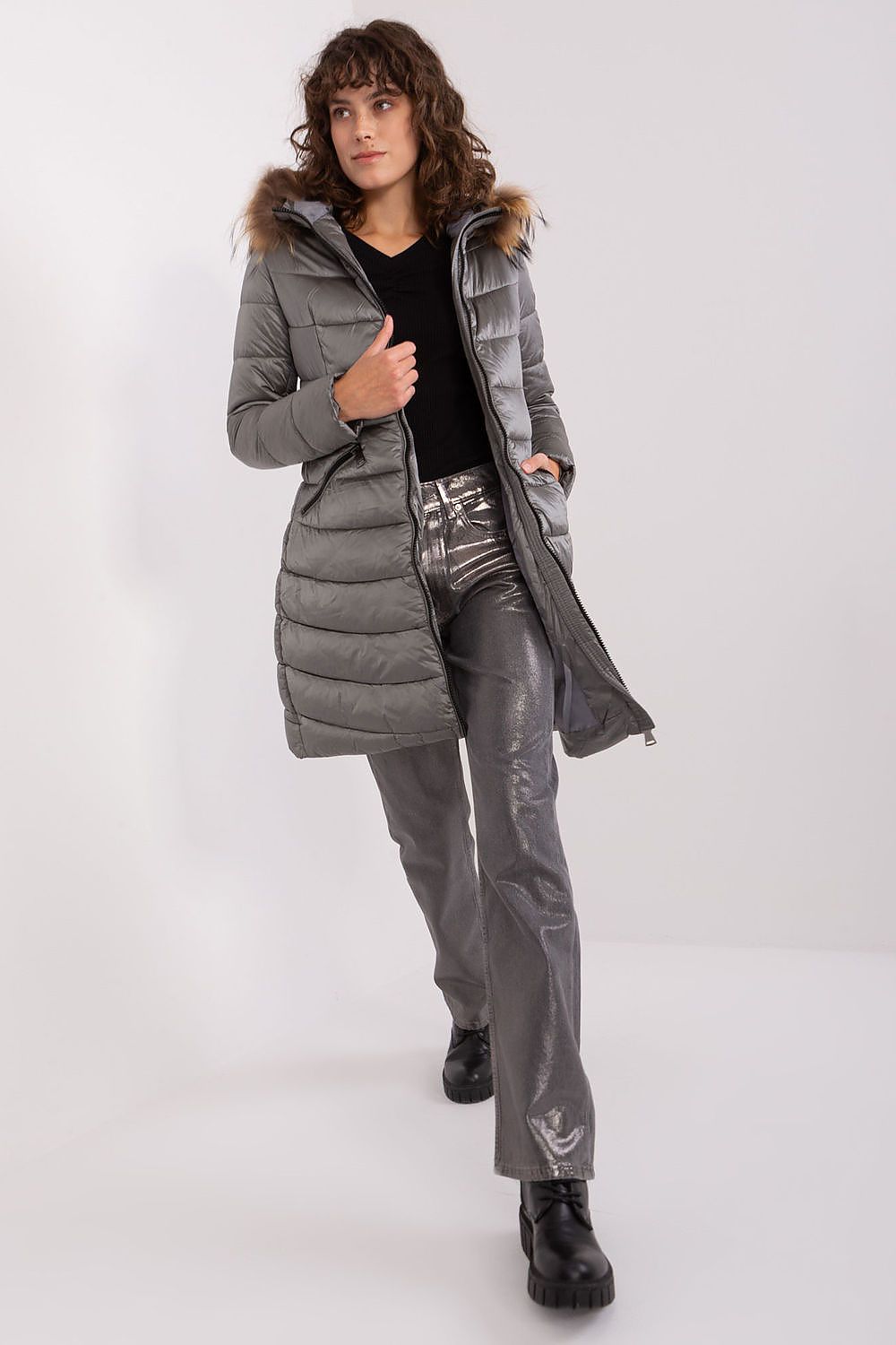  Jacke model 190267 Trendy. ING 