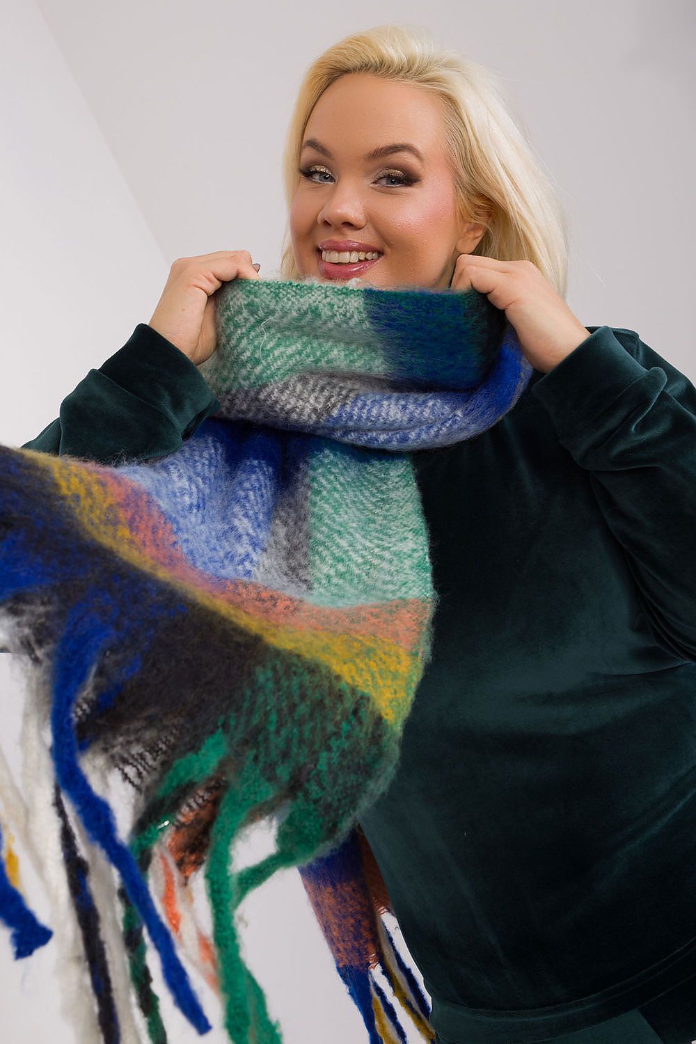  Schal model 190539 Wool Fashion Italia 