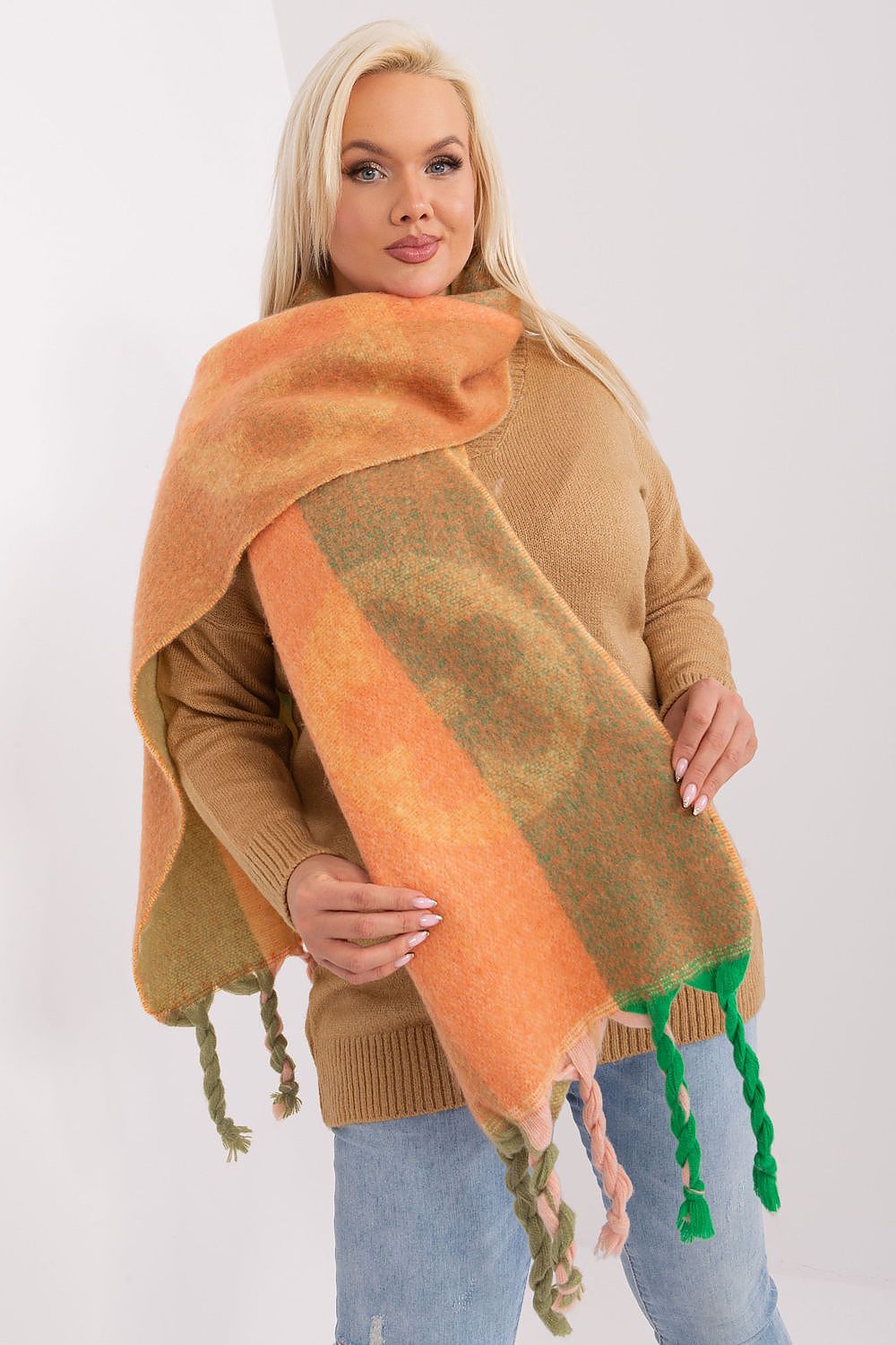  Schal model 190546 Wool Fashion Italia 