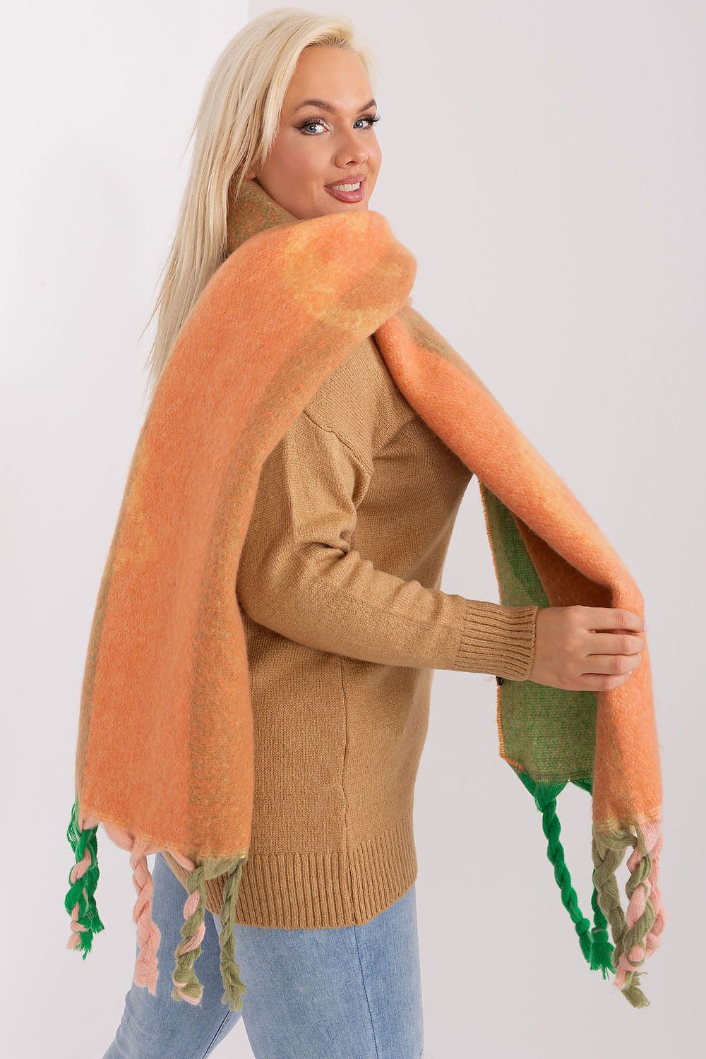  Schal model 190546 Wool Fashion Italia 