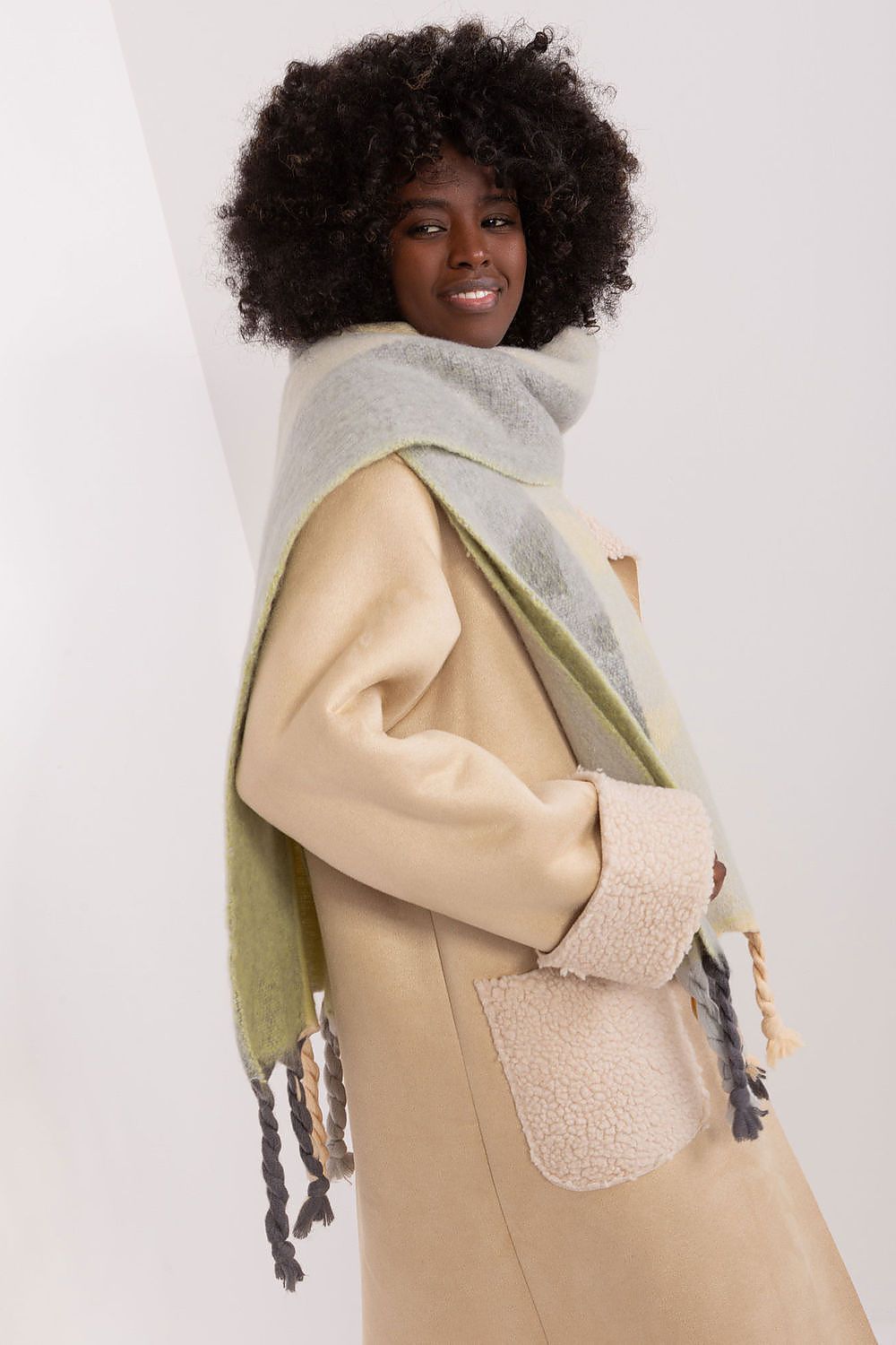  Schal model 190558 Wool Fashion Italia 