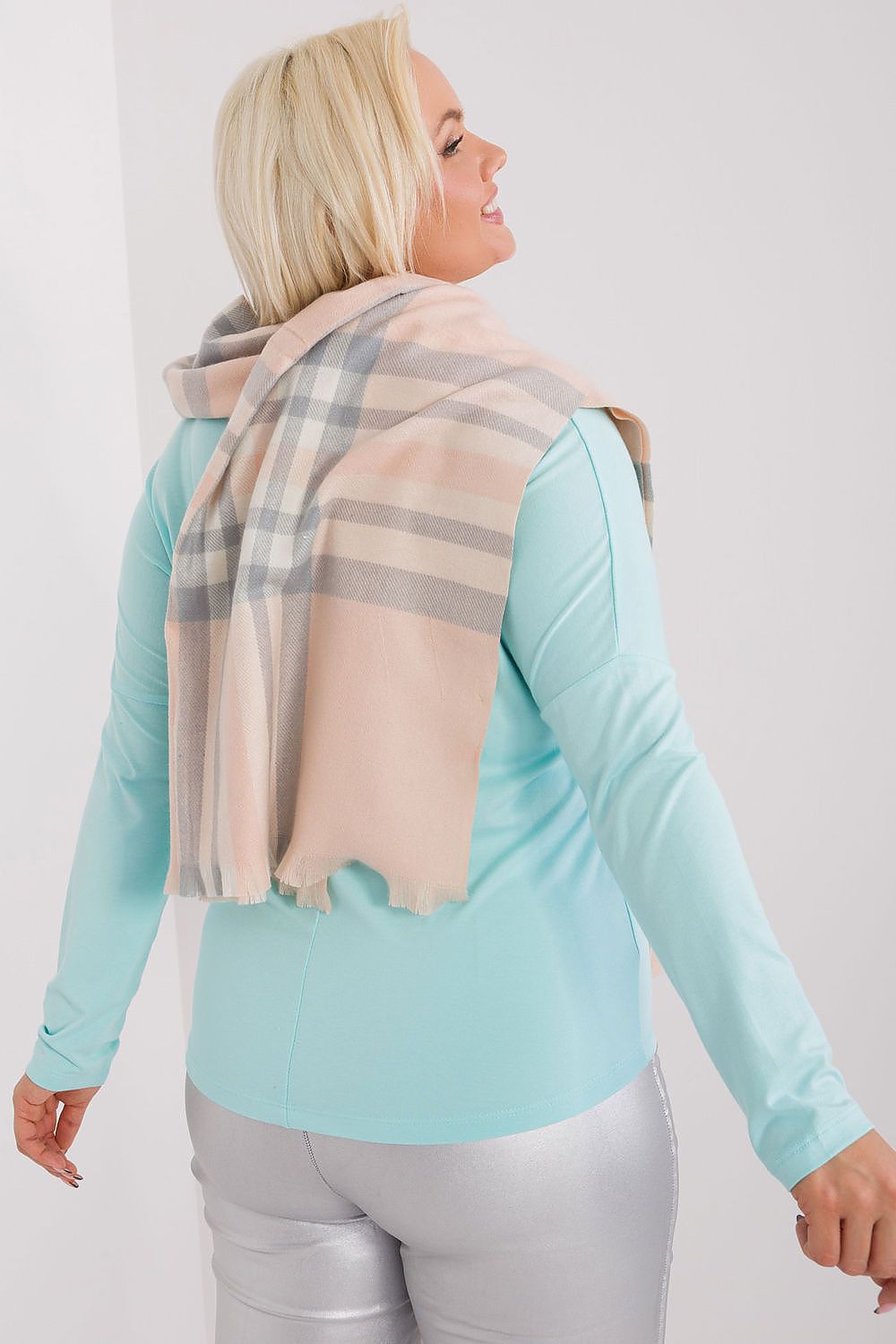  Schal model 190562 Wool Fashion Italia 