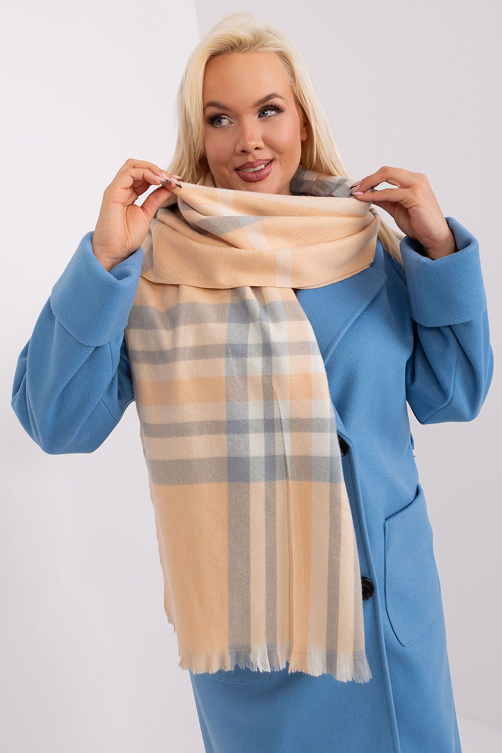  Schal model 190564 Wool Fashion Italia 