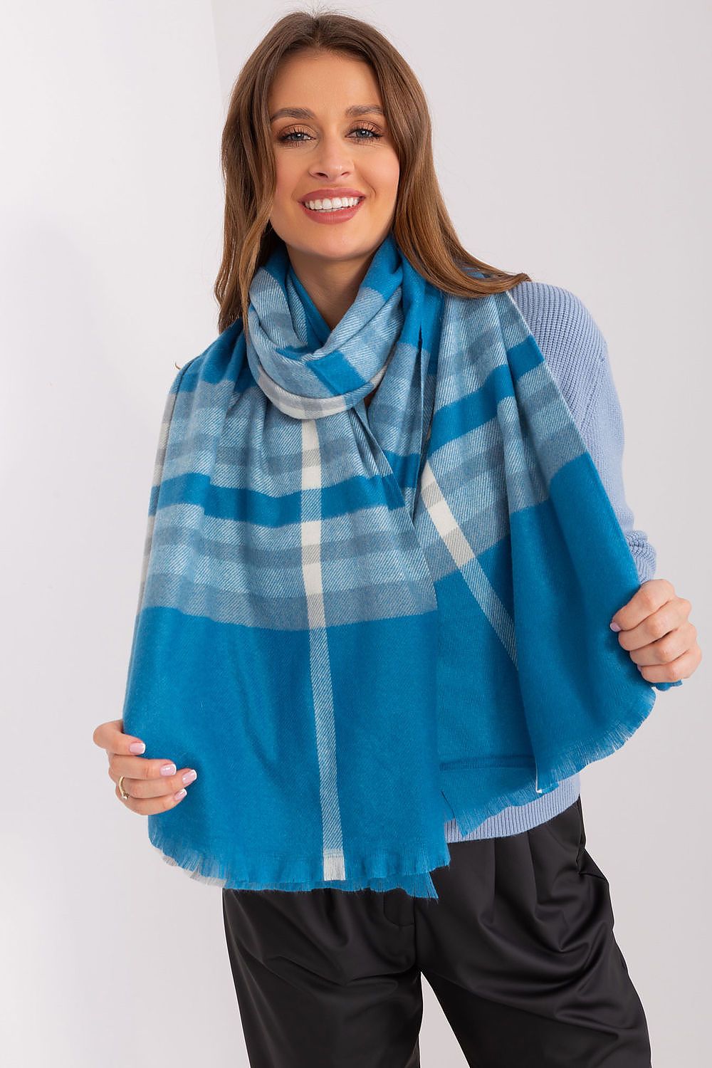  Schal model 190569 Wool Fashion Italia 