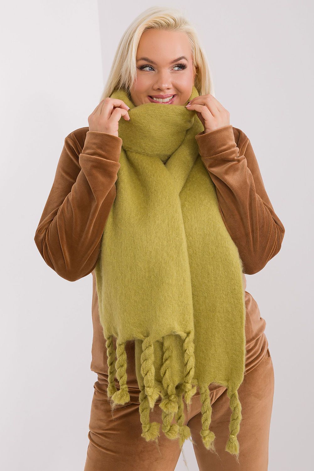  Schal model 190570 Wool Fashion Italia 