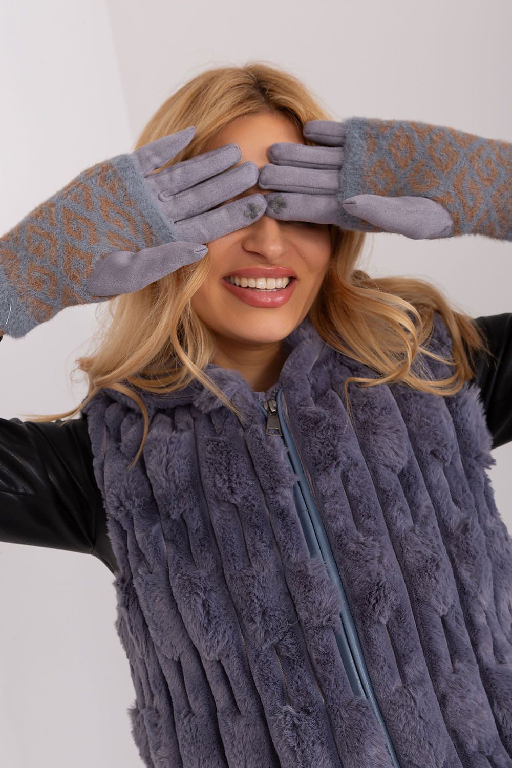  Handschuhe model 190814 Wool Fashion Italia 