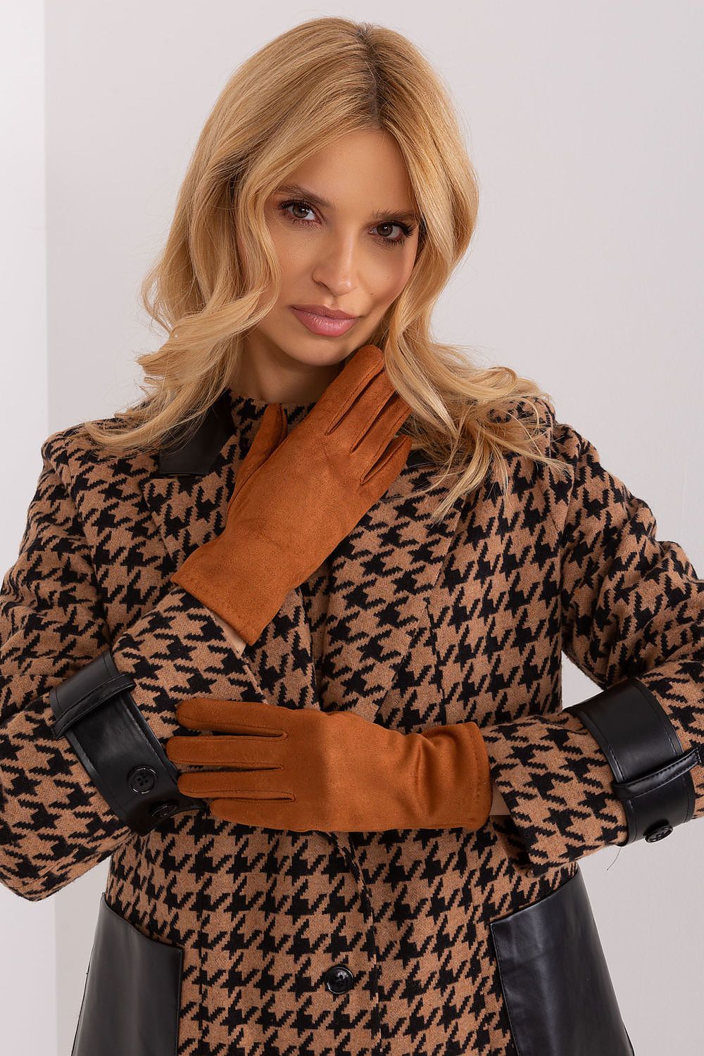  Handschuhe model 190825 Wool Fashion Italia 