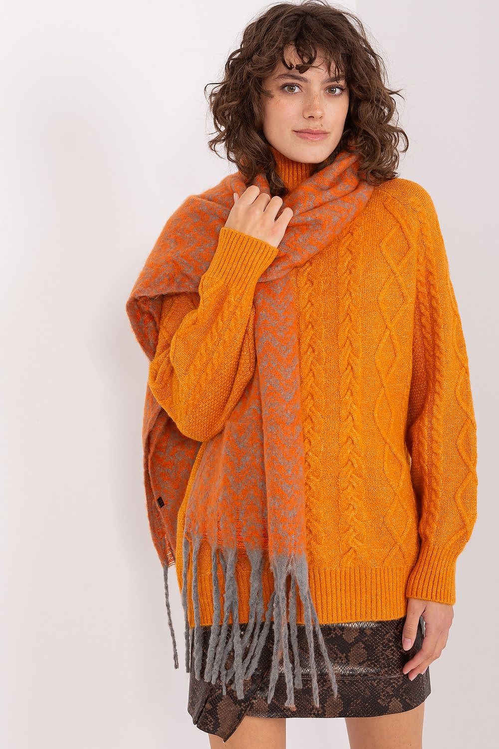  Schal model 205973 Wool Fashion Italia 