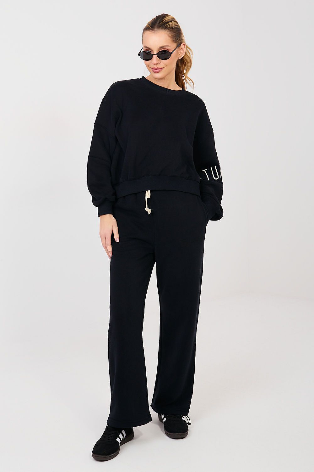  Sweater model 224548 Factory Price 
