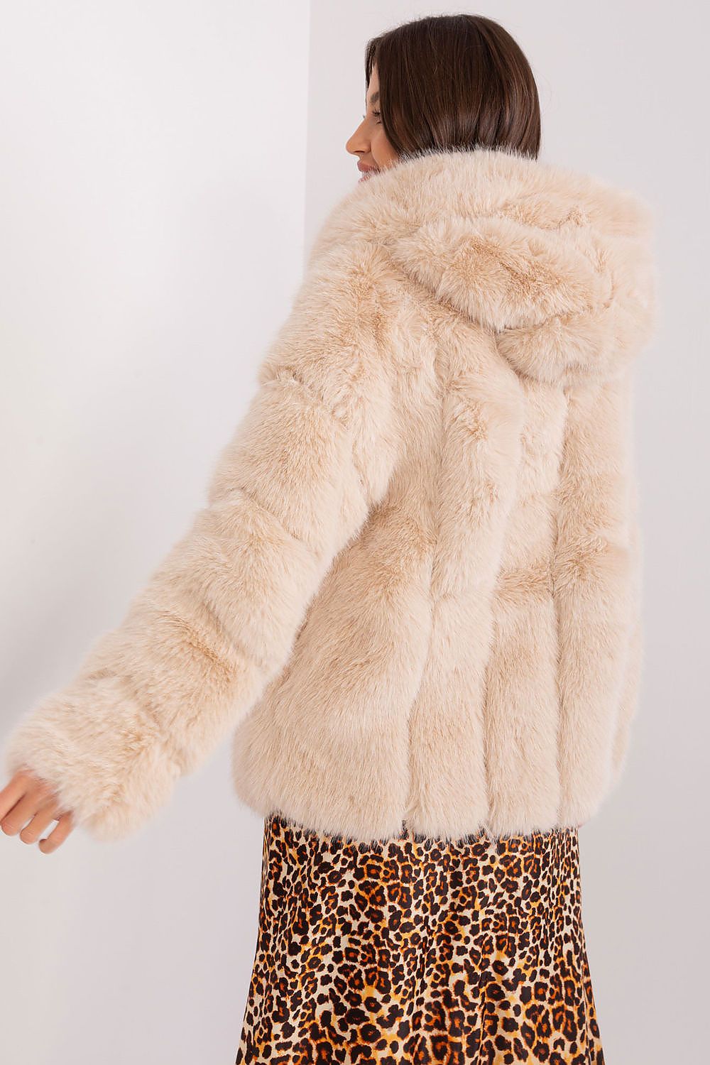  Jacke model 186728 Wool Fashion Italia 